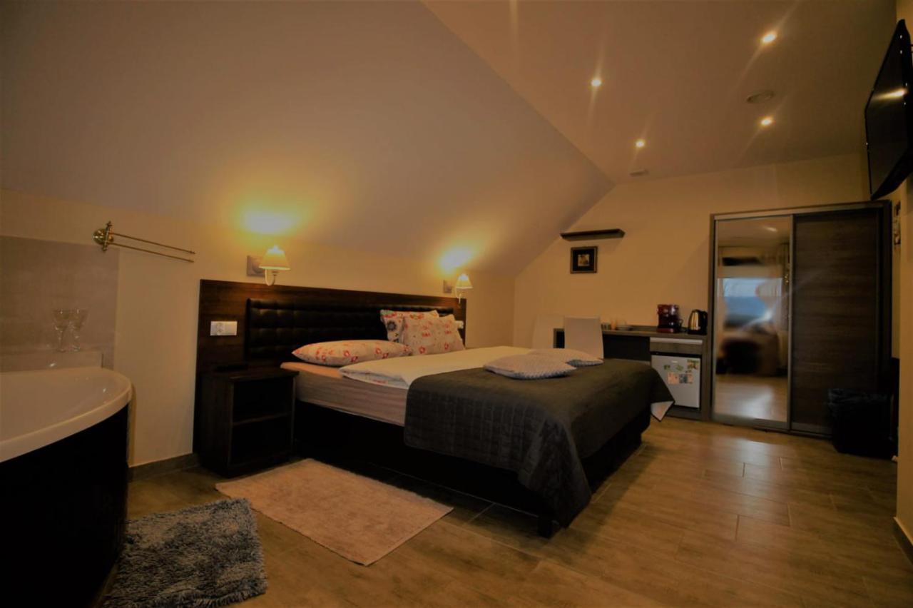 Magiczny Zakatek Villa Dabrowa Dolna Buitenkant foto